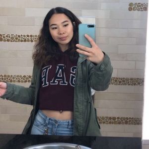 Meet your Posher, Destiny